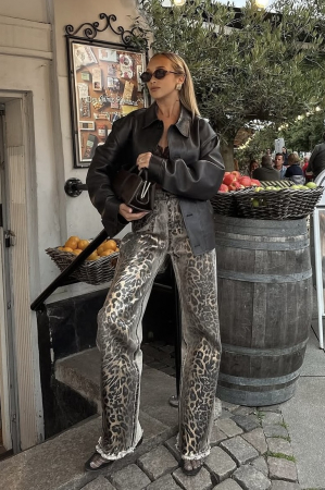 Noutati - Blugi Imprimeu Leopard