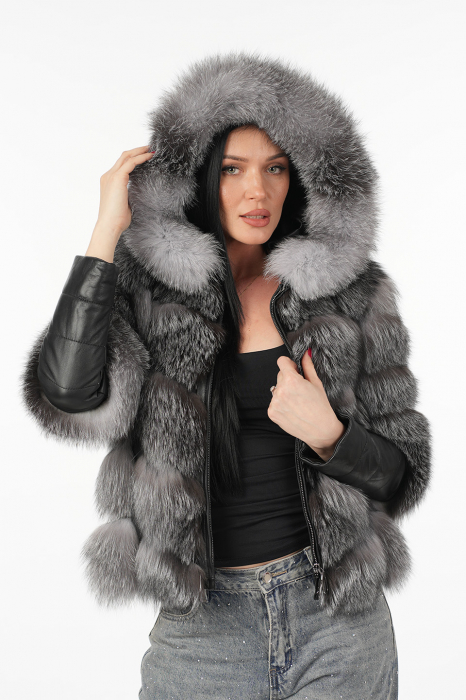 Haina vulpe argintie frost model 4 în 1 accesorizată cu glugă [1]
