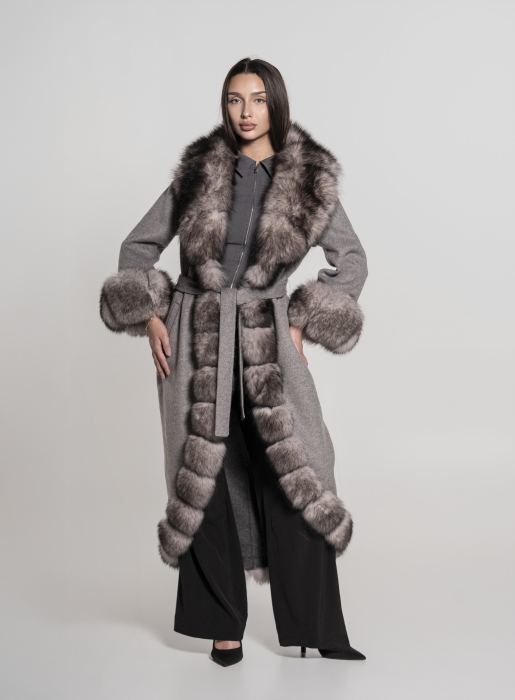 Palton din lână Alpaca accesorizat cu garnitură din vulpe [1]