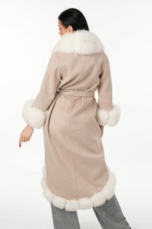 Palton din lână alpaca accesorizat cu guler de vulpe polară [1]