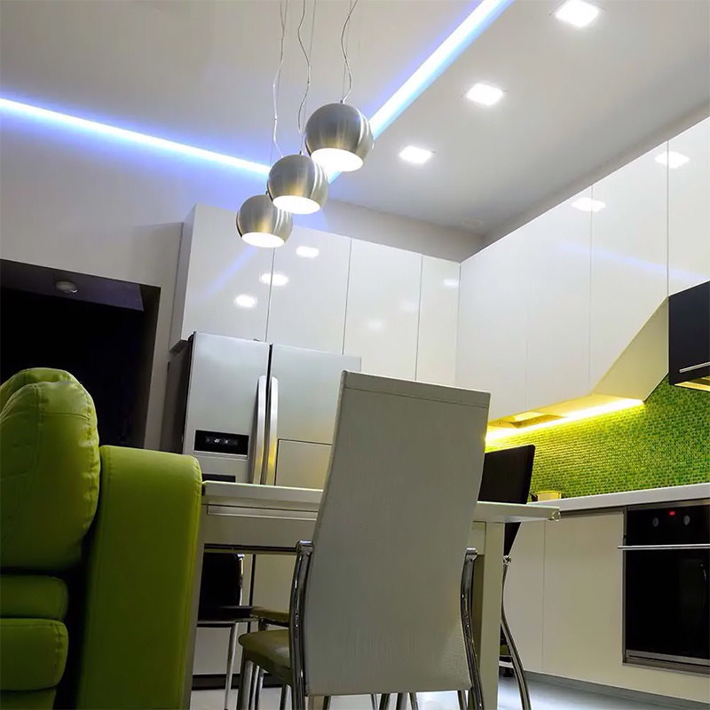 BANDA LED SMD5050 RGB 60LED/M IP20 5M [4]