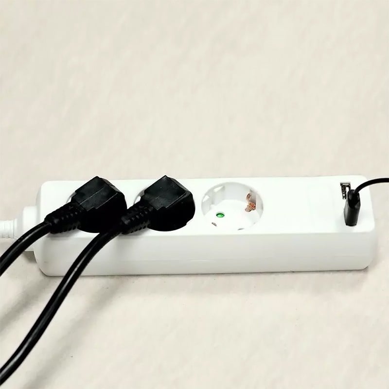 PRELUNGITOR 3 CAI + 2USB 5M(3G1.5MM2) ALB [6]