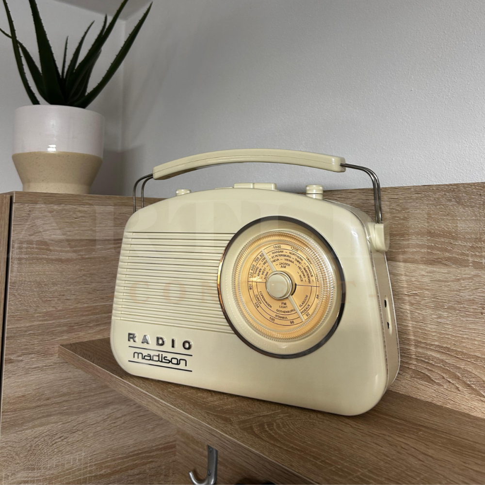 RADIO FM PORTABIL VINTAGE 15W CU FUNCTIE BLUETOOTH/AUX [2]