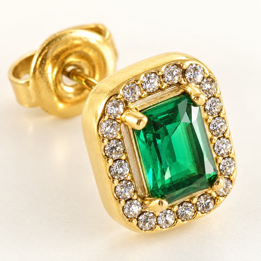 Cercei aurii cu zirconiu cubic verde dreptunghiular și contur de pietre transparente [4]