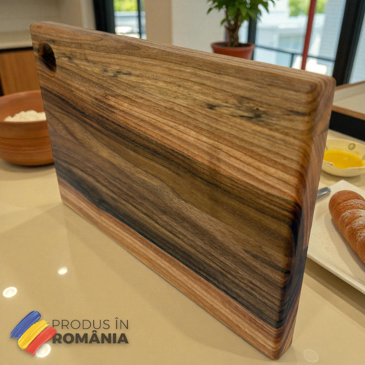 Tocator din lemn masiv de nuc european, Fund de bucatarie pentru taiat/servire, calitate superioara, 30x20 cm [6]