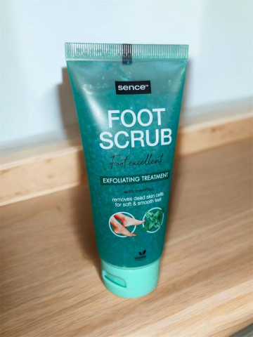 Diverse - Sence Beauty Gel exfoliant pentru picioare 100 ml Foot Excellent With Menthol