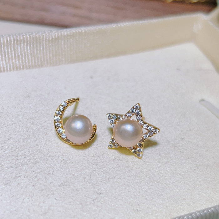 Cercei Aurii Asimetrici Lună și Stea „Celeste Duo” – Design Modern, Elegant [2]