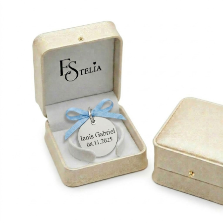 Bratari copii si banuti argint - Bănuț din Argint Personalizat pentru Băiețel – Cadou 1 An (Tăierea Moțului) cu Fundiță Bleu și Cutie Elegantă