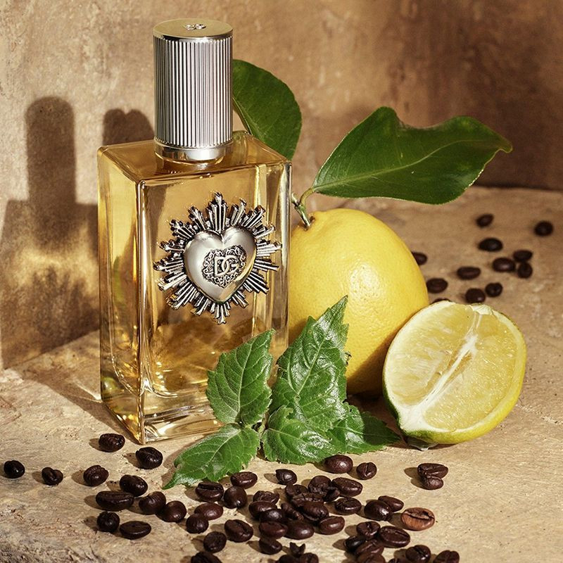 Dolce Gabbana Devotion Pour Homme Apa de Parfum 100 ml Barbati - Eterna Beauty [3]
