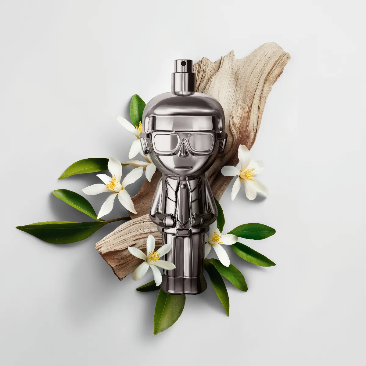 Karl Lagerfeld Ikonik Absolu - Set Cadou (Parfum 60 ml + Parfum 7,5 ml), Bărbați - imagine principală [3]