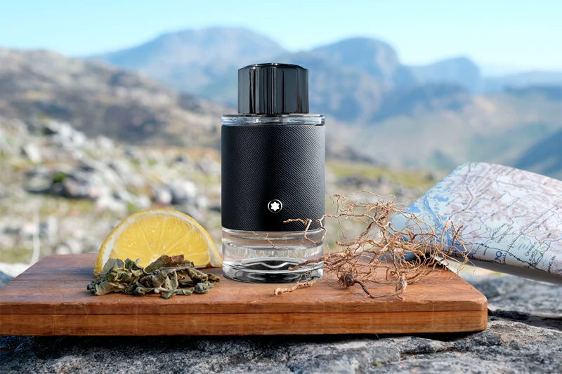 Mont Blanc Explorer Set Cadou Apa de Parfum 100 ml + Apa de Parfum 15 ml + Gel de Dus 100 ml  Barbati | Eterna Beauty [2]