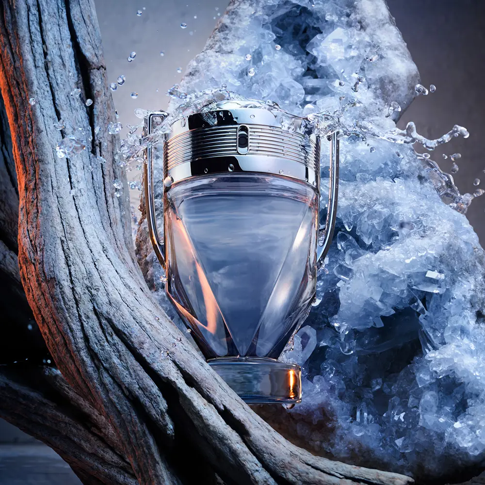 Paco Rabanne Invictus - Set Cadou (Apa de toaleta 100 ml + Deodorant 150 ml + Apa de toaleta 10 ml) Barbati - Eterna Beauty [4]