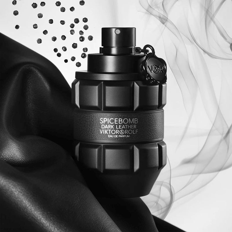 Victor & Rolf Spicebomb Dark Leather Apa de parfum 90 ml Barbati - Eterna Beauty [3]