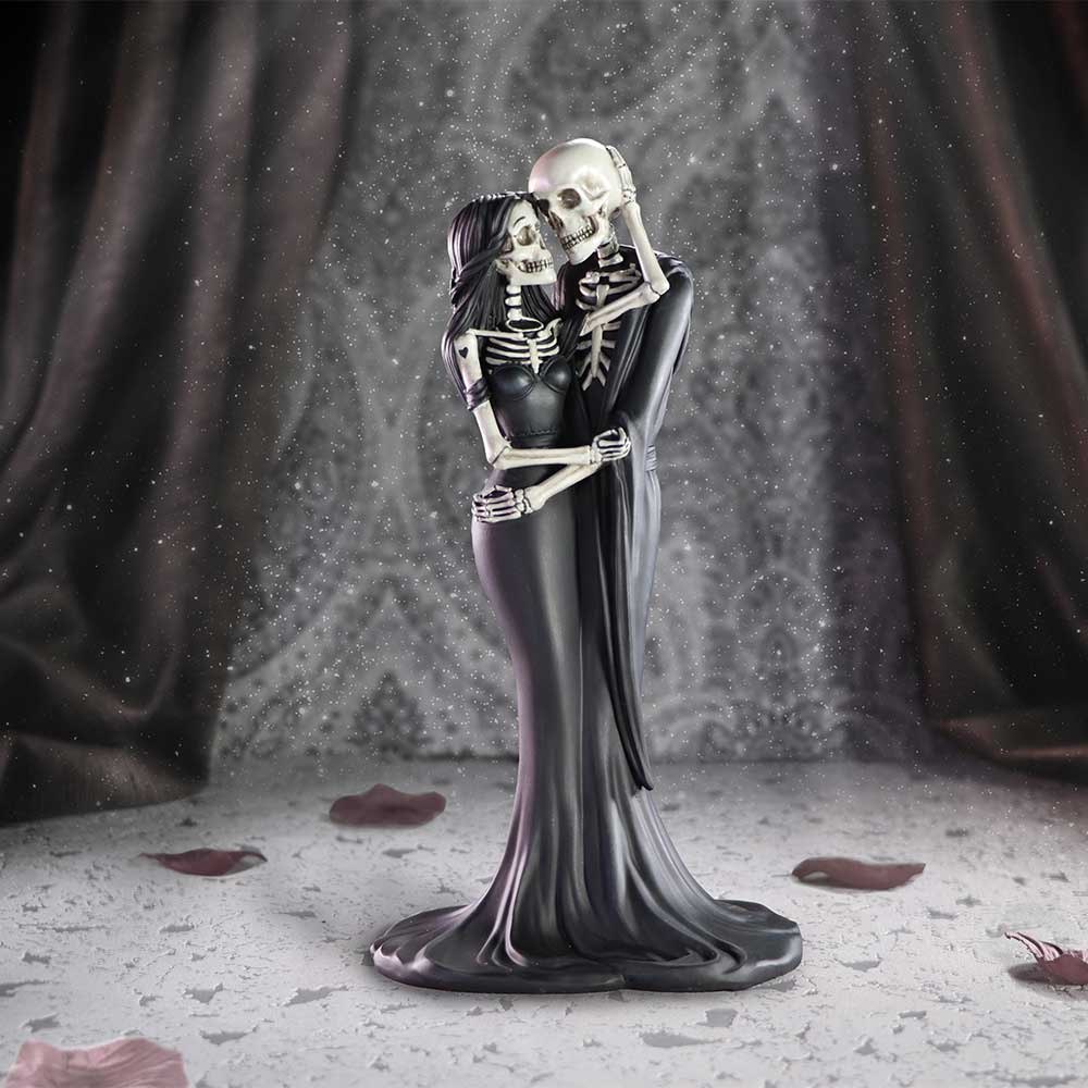 Eternal Embrace – Figurina gotica a imbratisarii scheletice [1]