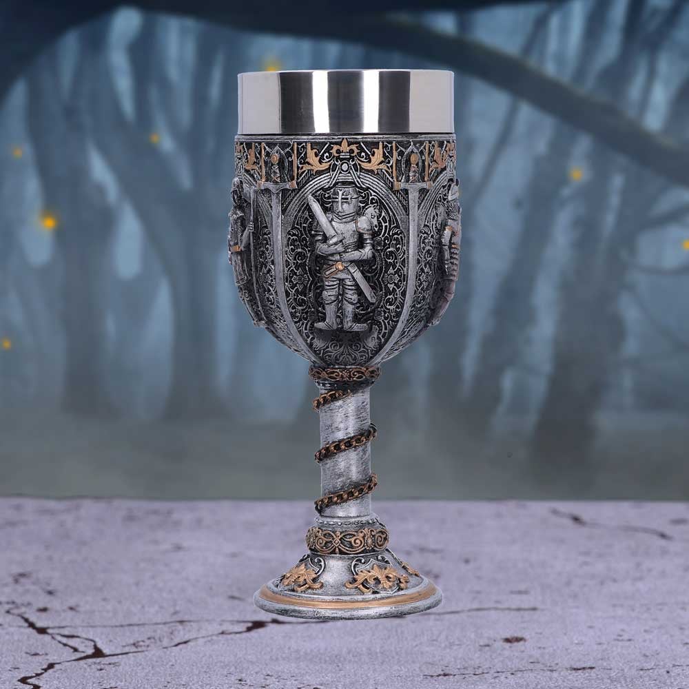 Pocal 'Medieval Knight' de 17,5 cm – Design cu cavaleri medievali și lanț decorativ [1]