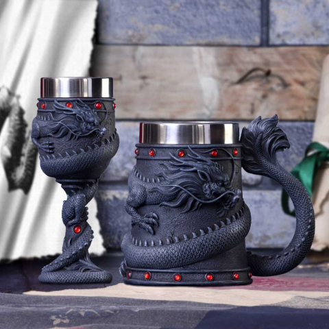 Gothic - Pahar de vin cu dragon chinez negru încolacit