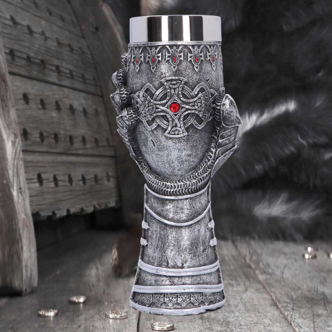 Medieval - Pocal Gauntlet - Design Cavaleresc Medieval
