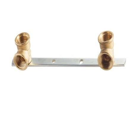 Instalatii de alimentare - Cot dublu alama pt baterie 1/2 x15, HOFBAU, 15-1/2, Faciliteaza schimbarea directiei conductelor