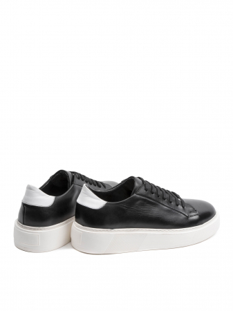 Sneakers - Black and White sneakers – Piele Naturală, Construcție Manuală, Detalii Exclusiviste