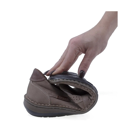 Pantofi barbati casual gri din piele nabuc Goretti cu talpa usoara [2]