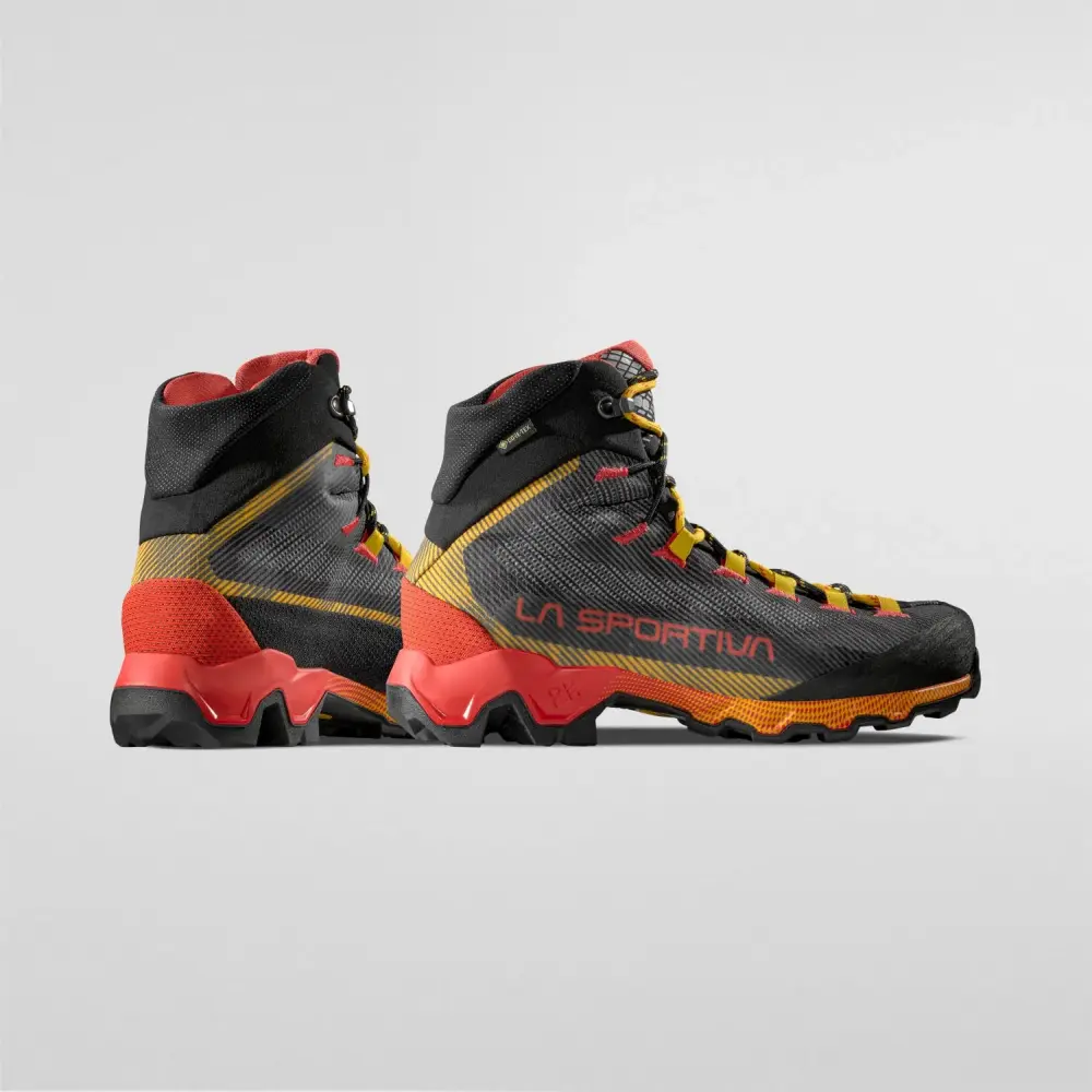 Ghete Drumetie Barbati La Sportiva Aequilibrium Hike GTX Carbon Yellow [5]