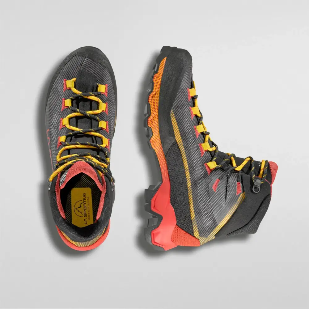 Ghete Drumetie Barbati La Sportiva Aequilibrium Hike GTX Carbon Yellow [4]