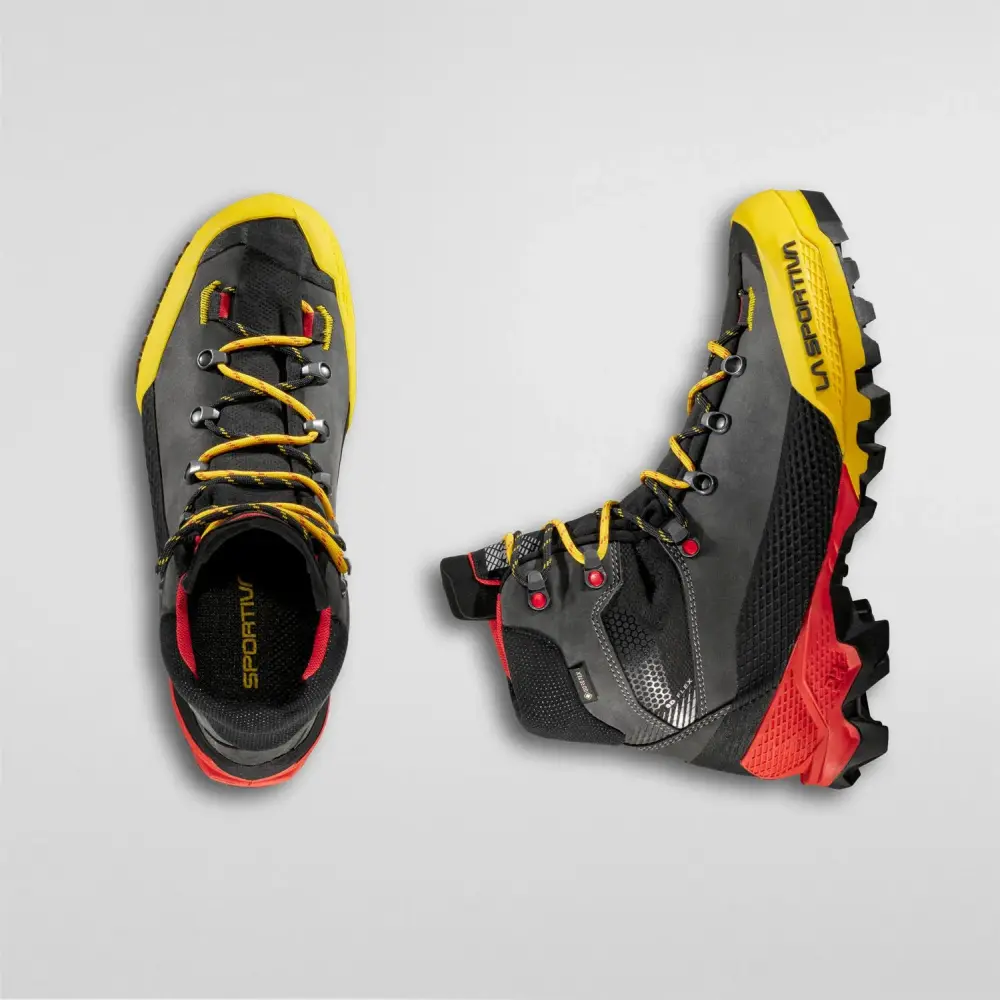 Ghete Alpinism Barbati La Sportiva Aequilibrium LT GTX Black Yellow [6]