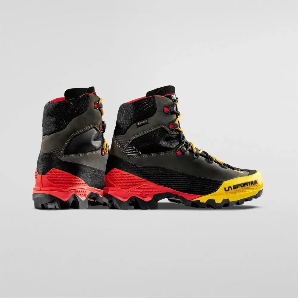 Ghete Alpinism Barbati La Sportiva Aequilibrium LT GTX Black Yellow [4]