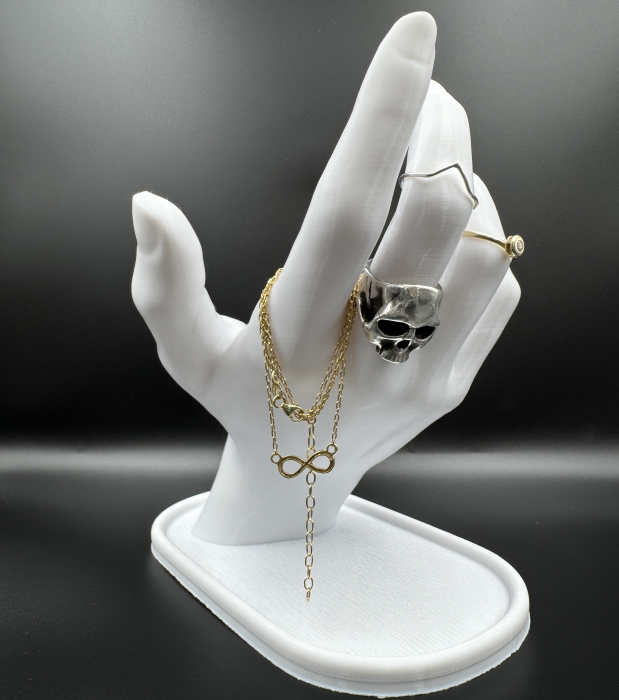 Suport elegant pentru bijuterii in formǎ de mânǎ ideal pentru inele 150x87x155 mm [5]