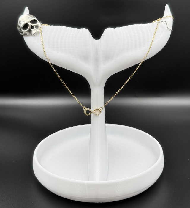 Suport elegant pentru bijuterii in formǎ de coadǎ, ideal pentru lanțic 145x120x150 mm [5]