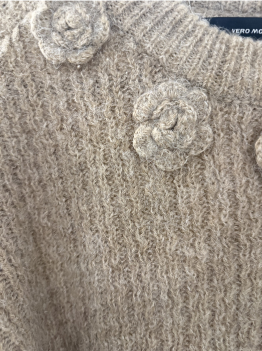 Pulover Damă VERO MODA: Textură Moale și Aplicații Florale 3D [3]