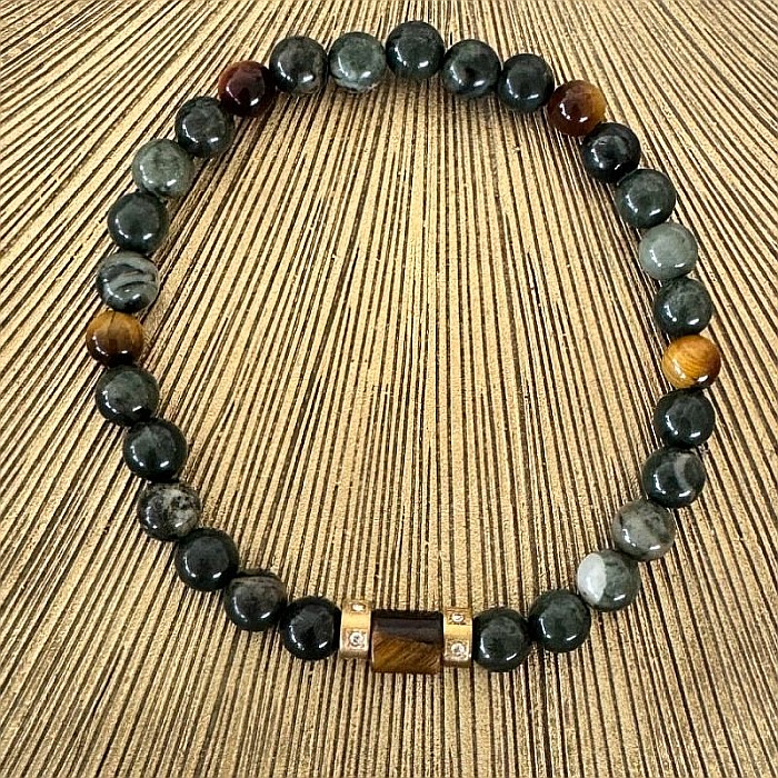 Bratara barbati Adri cu cristale de Jasp Verde si Ochi de Tigru cu accesorii din inox [9]