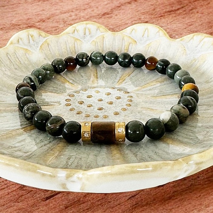 Bratara barbati Adri cu cristale de Jasp Verde si Ochi de Tigru cu accesorii din inox [1]