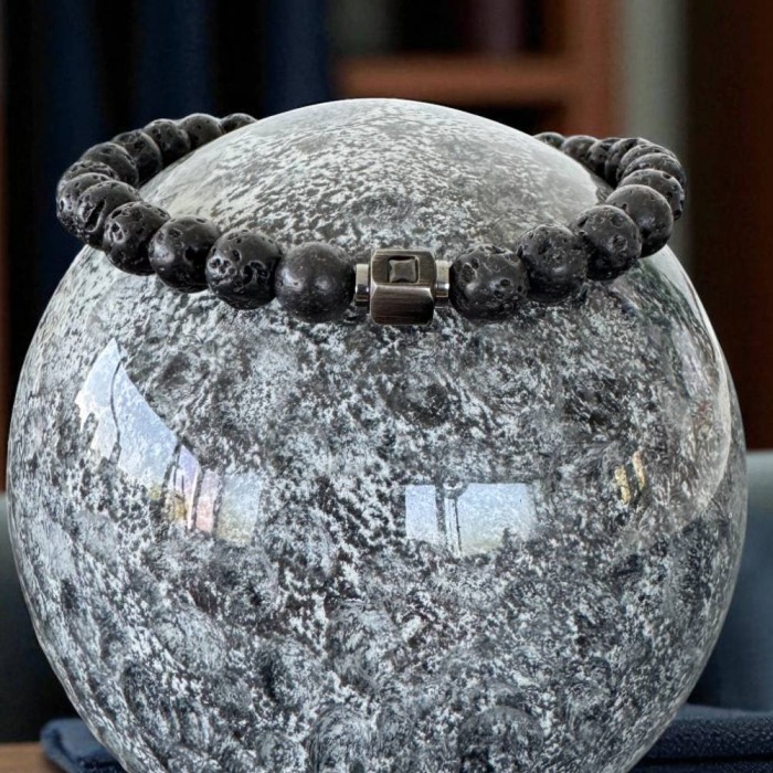 Bratara barbati ajustabila pe snur Cian din pietre de lava cu charm inox [5]