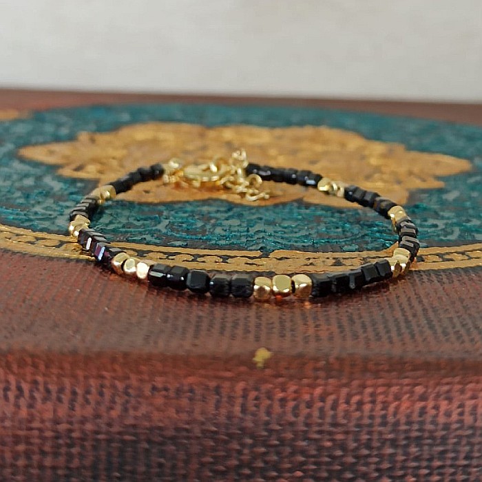 Bratara Boho din cristale de Spinel Negru [7]