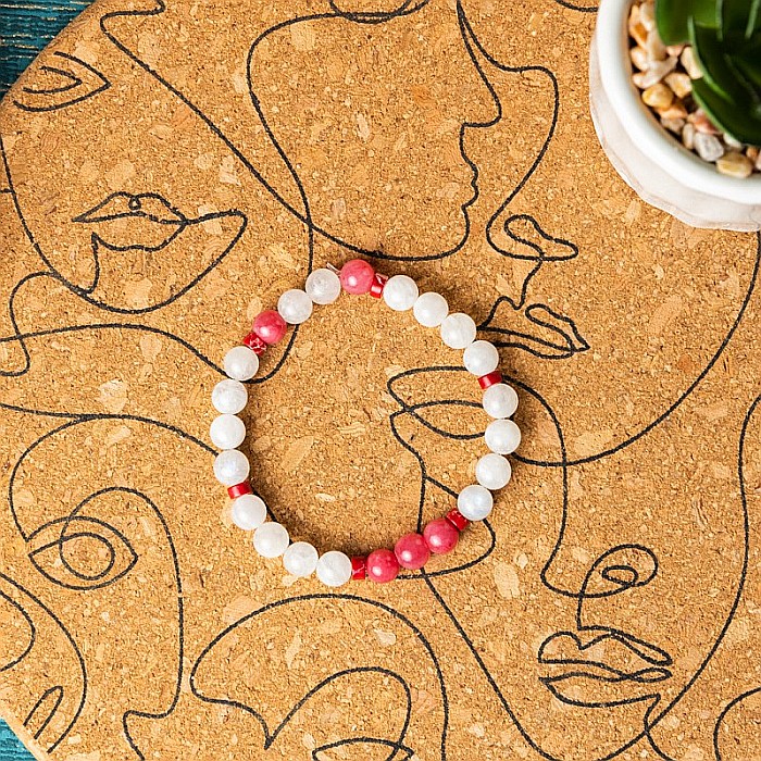 Bratara cu pietre semipretioase Alma, cristale de Jad Rosu Calcedonie si Piatra Lunii, sfere de 6mm [10]