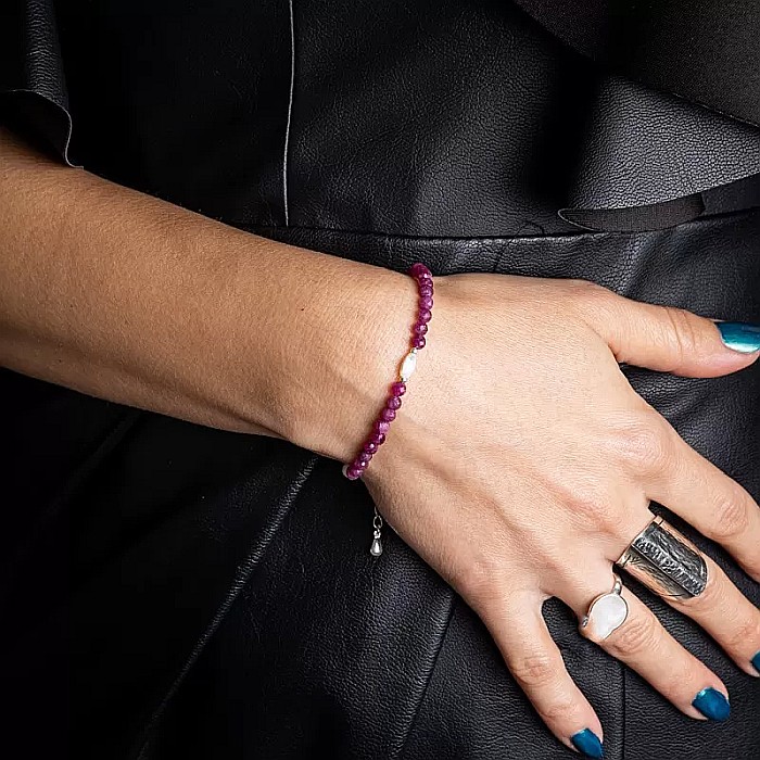 Bratara dama Naveen din pietre naturale de Rubin cu sistem de inchidere din argint 925 [1]