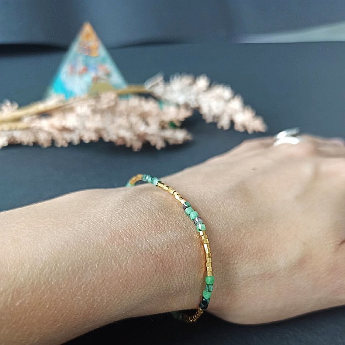 Bratara delicata Boho din pietre semipretioase de Rubin Zoisit placata cu aur de 18K [5]