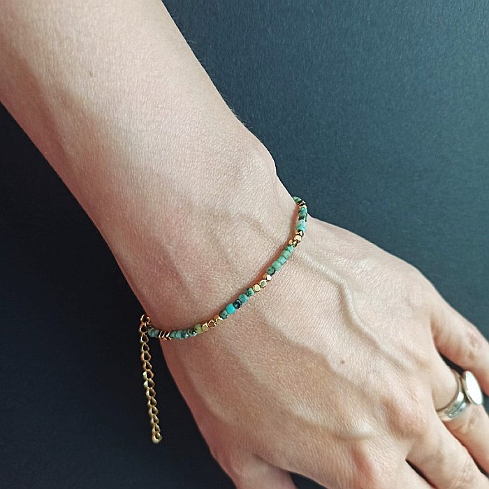 Bratara delicata Boho din pietre semipretioase de Crisocola placata cu aur de 18K [7]