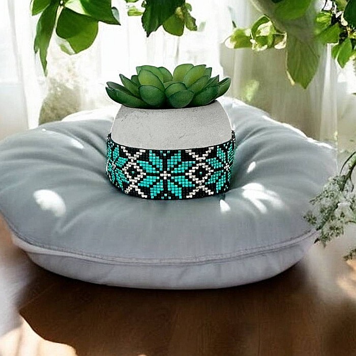 Bratara lata eleganta impletita manual cu margele miyuki, Treva [4]