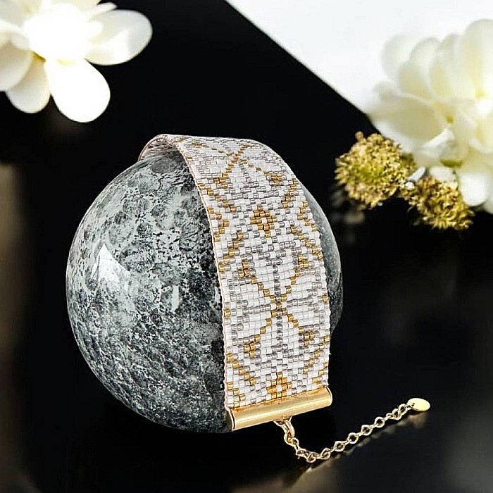 Bratara lata eleganta impletita manual din margele Miyuki, Zamora [8]