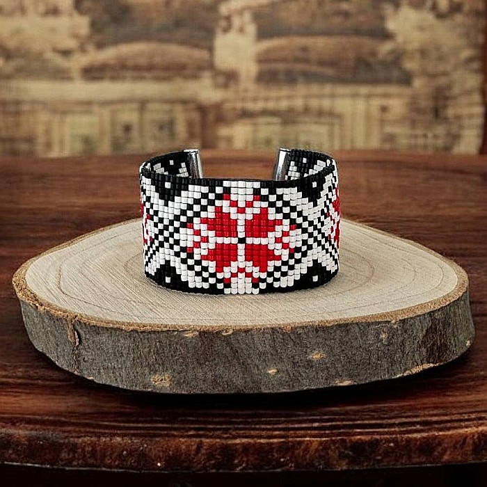 Bratara lata impletita manual cu margele Miyuki cu model traditional romanesc, Adela [3]