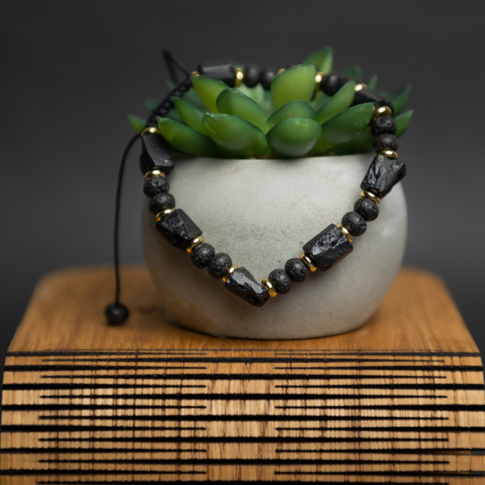 Bratara snur barbati din turmalina neagra naturala realizata manual, cu margele de lava, Devyan [8]
