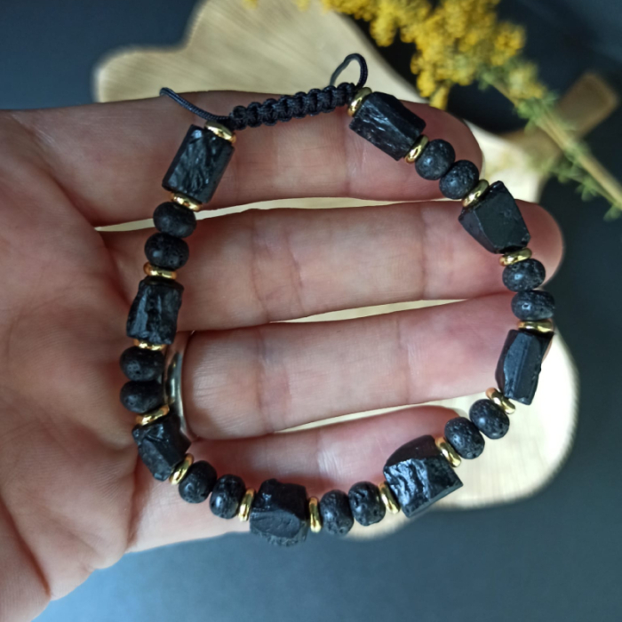 Bratara snur barbati din turmalina neagra naturala realizata manual, cu margele de lava, Devyan [3]