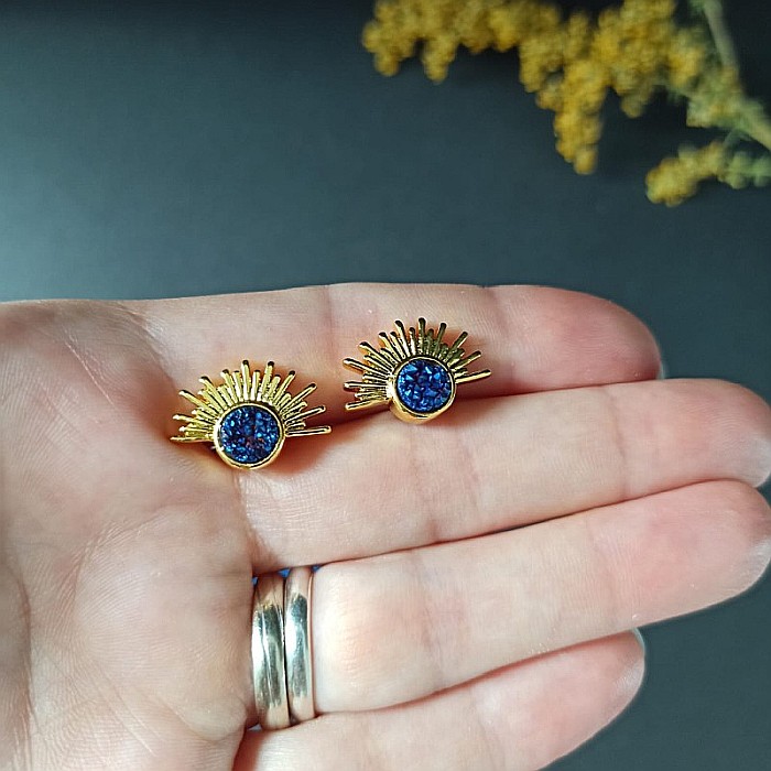 Cercei Kanya in forma de soare cu piatra druzy naturala, placati cu aur de 18K [7]