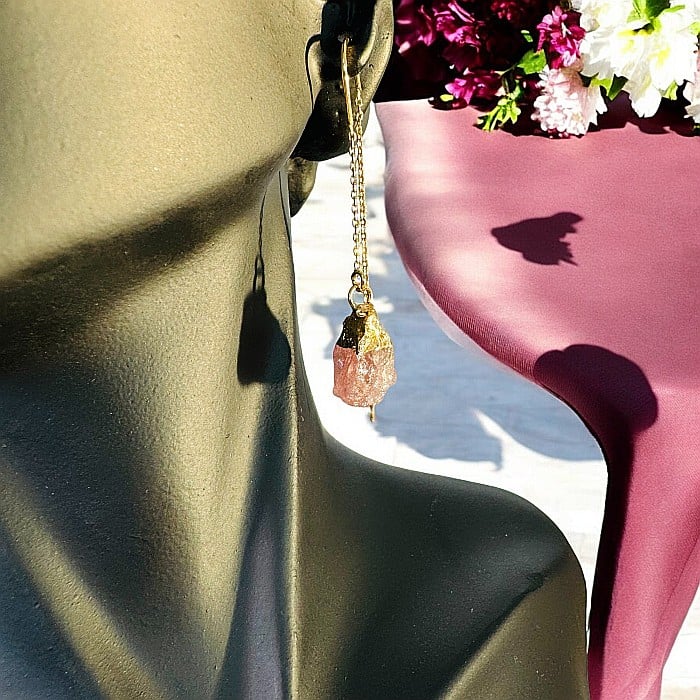 Cercei lungi drop cu cristal brut de Rubin placati cu aur [4]