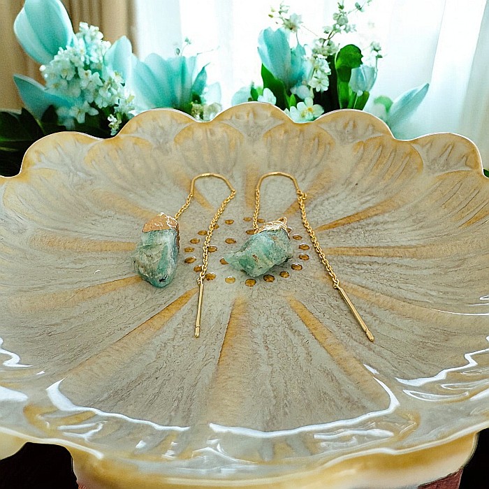 Cercei lungi drop eleganti Elara cu cristal brut de Amazonit placati cu aur [8]