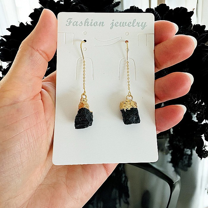Cercei lungi drop eleganti Elara cu cristal brut de Turmalina neagra placati cu aur [2]