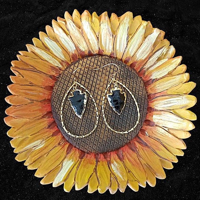 Cercei Sari cu cristale de Obsidian in forma de sageata ❤️ [4]