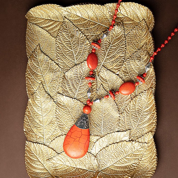 Colier Boho Culoare Rosie, choker piatra naturala vopsita Naira [5]